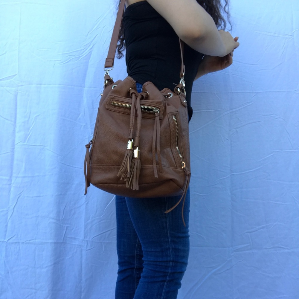 Cross body + handle leather purse